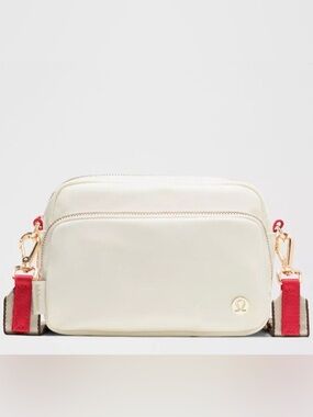 Lululemon Everywhere Crossbody Bag 2L Striped Wordmark Ivory Red Walnut Gold